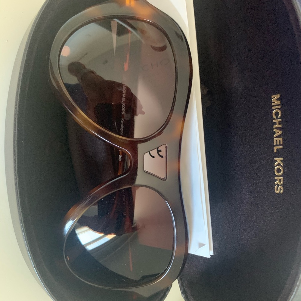 Sun glasses